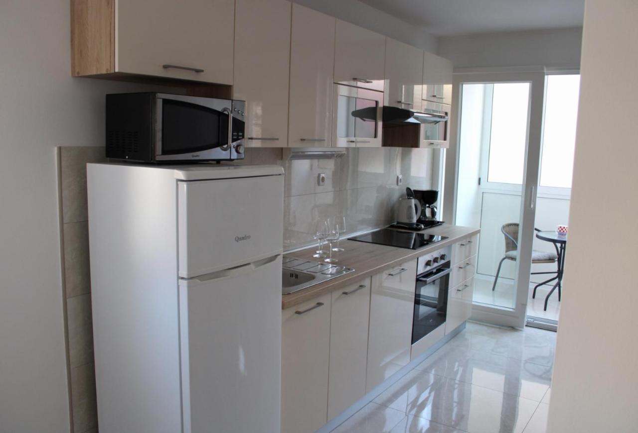 Charming Old Town Apartment 希贝尼克 外观 照片