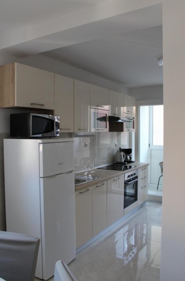 Charming Old Town Apartment 希贝尼克 外观 照片