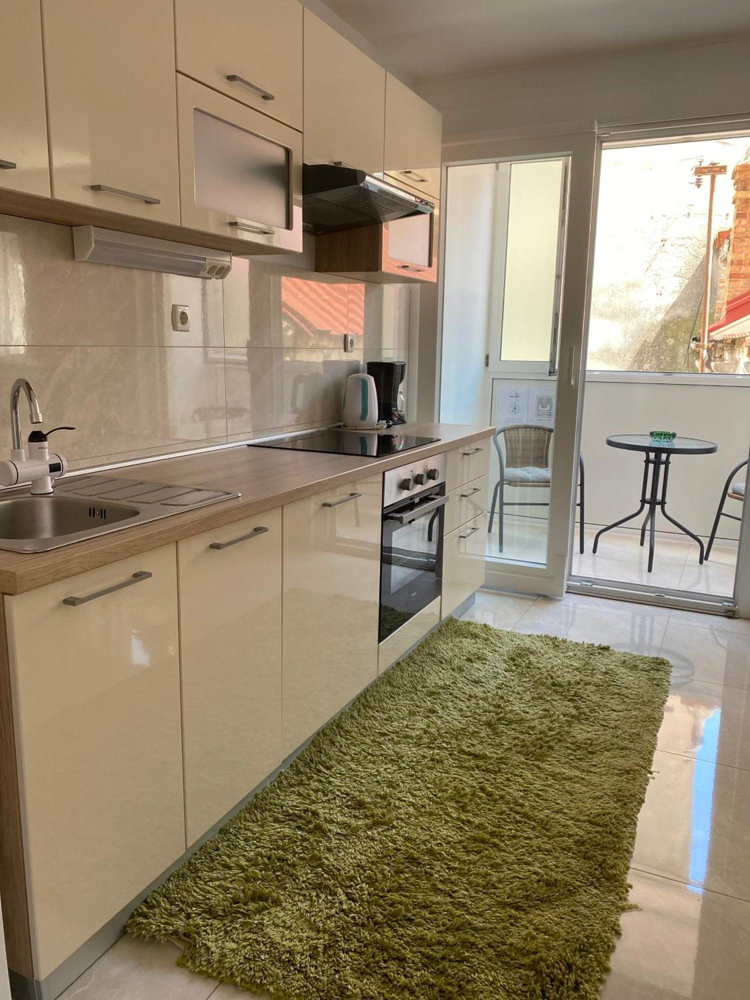 Charming Old Town Apartment 希贝尼克 外观 照片