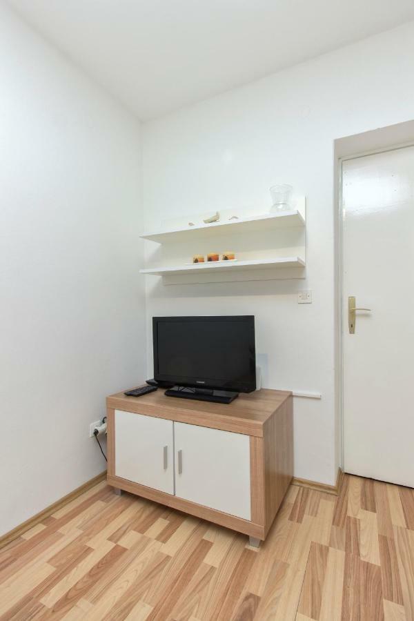 Charming Old Town Apartment 希贝尼克 外观 照片