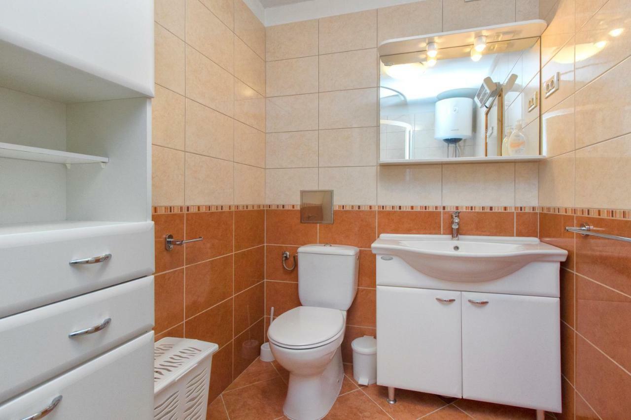 Charming Old Town Apartment 希贝尼克 外观 照片