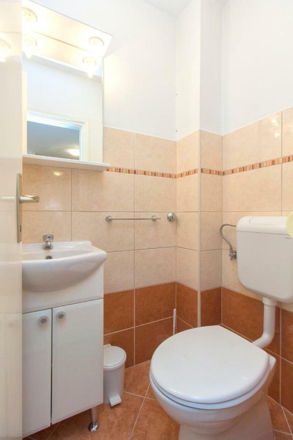 Charming Old Town Apartment 希贝尼克 外观 照片